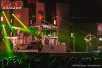 Dream_Theater_2016_6177_fb-watermarked